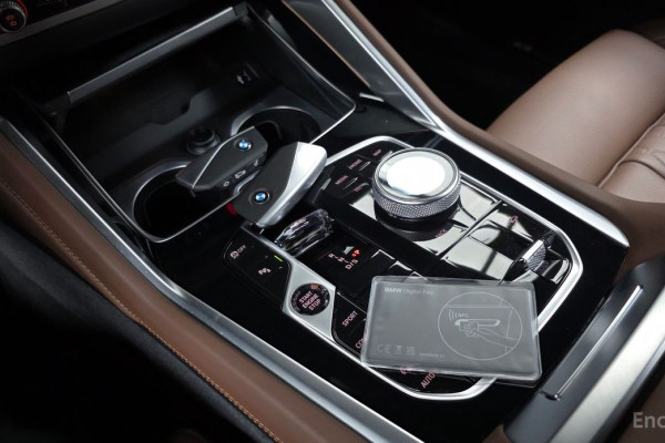 2025 BMW X6 с пробегом 7 780 км