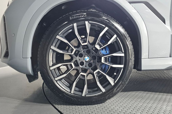 2025 BMW X6 с пробегом 12 535 км