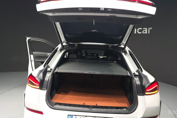 2025 BMW X6 с пробегом 9 340 км