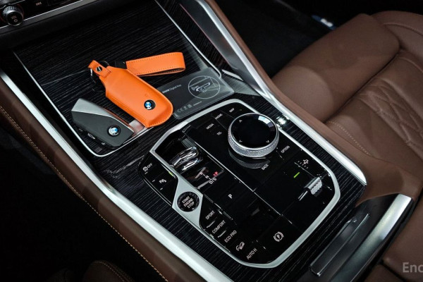 2025 BMW X6 с пробегом 8 095 км