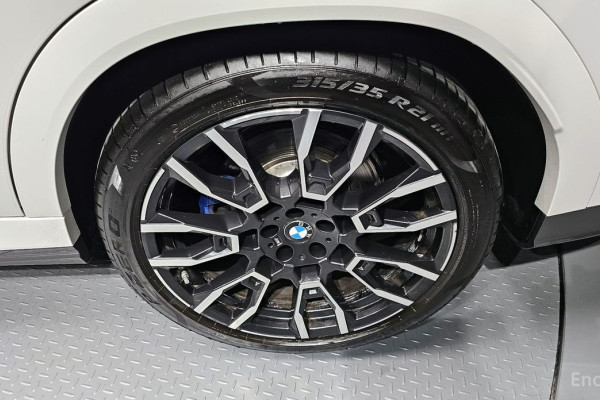 2025 BMW X6 с пробегом 8 095 км