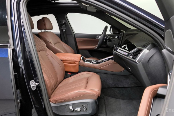 2025 BMW X6 с пробегом 15 427 км