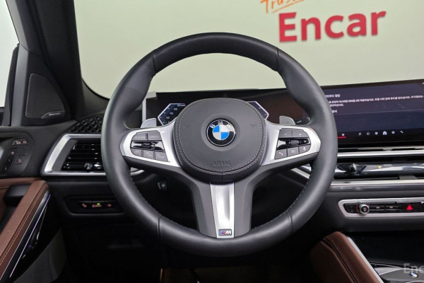 2025 BMW X6 с пробегом 15 427 км