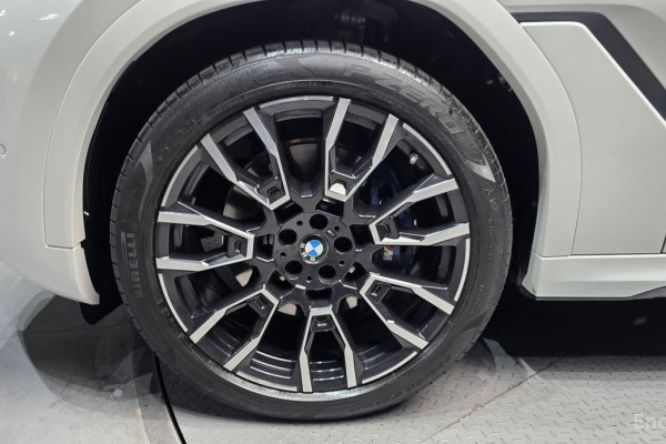 2025 BMW X6 с пробегом 7 902 км