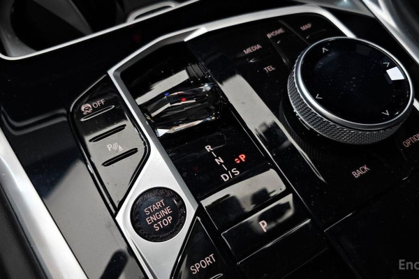 2025 BMW X6 с пробегом 14 425 км