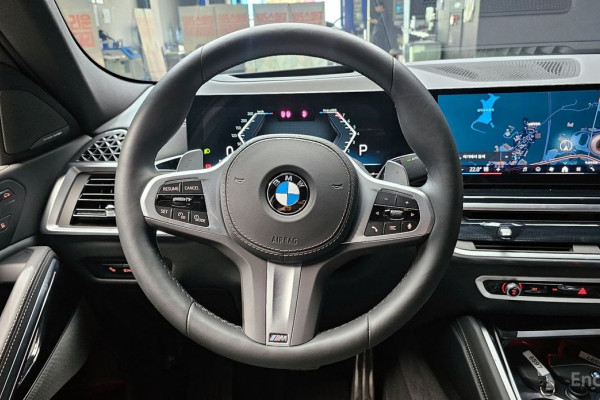 2025 BMW X6 с пробегом 14 425 км