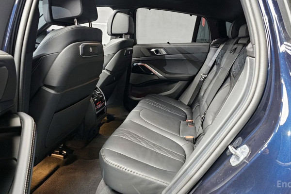 2025 BMW X6 с пробегом 14 425 км