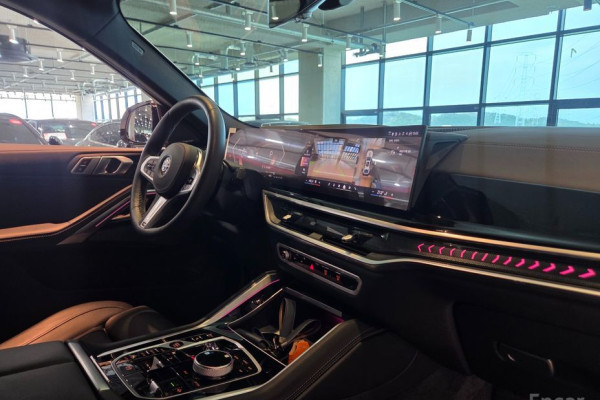 2025 BMW X6 с пробегом 18 380 км