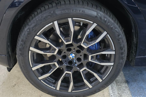 2025 BMW X6 с пробегом 7 410 км