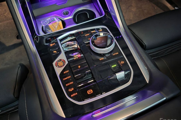 2025 BMW X6 с пробегом 7 410 км