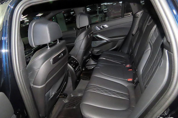 2024 BMW X6 с пробегом 49 222 км