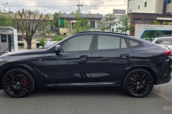 2025 BMW X6 с пробегом 6 500 км