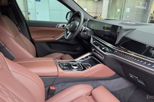 2025 BMW X6 с пробегом 6 500 км