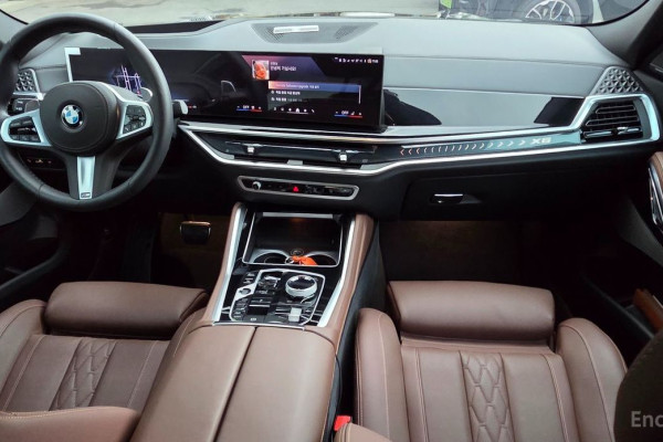 2025 BMW X6 с пробегом 6 500 км
