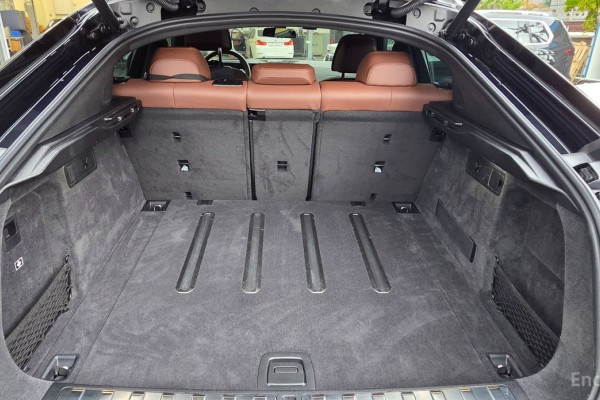 2025 BMW X6 с пробегом 6 500 км