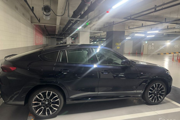 2026 BMW X6 с пробегом 10 км