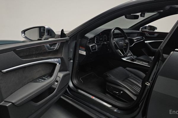 2020 Audi A7 с пробегом 40 377 км