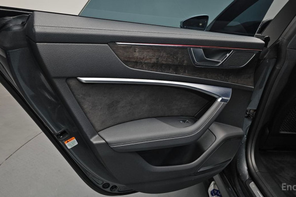 2020 Audi A7 с пробегом 40 377 км