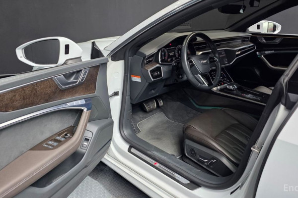 2020 Audi A7 с пробегом 44 627 км