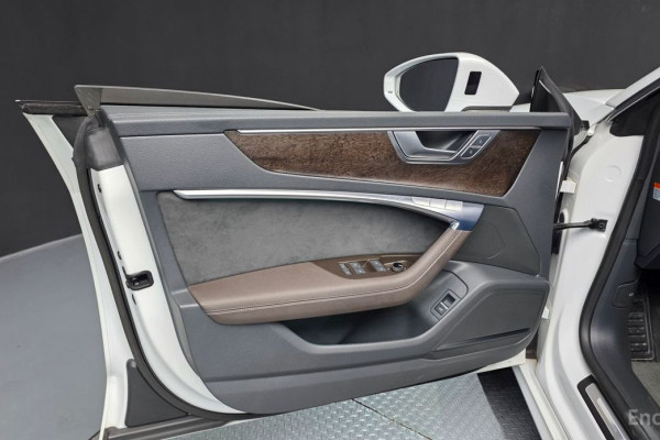 2020 Audi A7 с пробегом 44 627 км