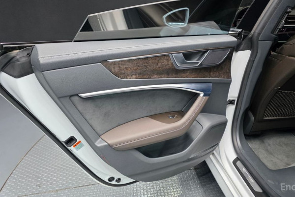 2020 Audi A7 с пробегом 44 627 км