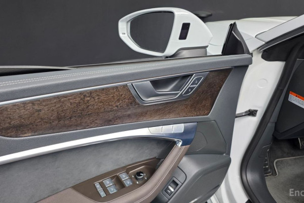 2020 Audi A7 с пробегом 44 627 км