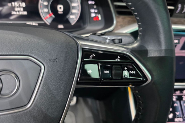 2020 Audi A7 с пробегом 44 627 км