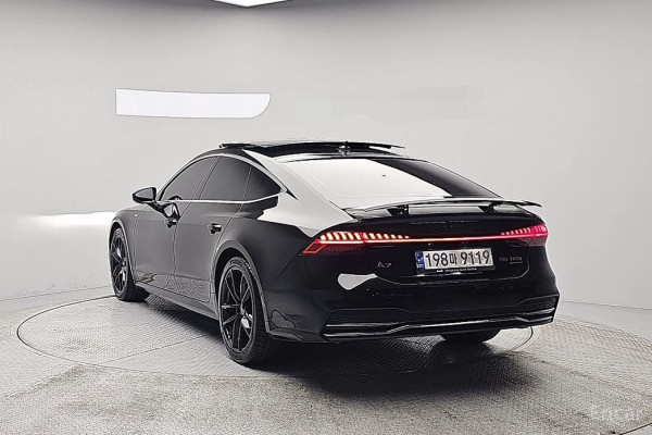 2021 Audi A7 с пробегом 55 429 км