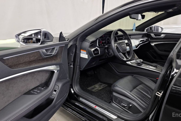 2021 Audi A7 с пробегом 67 106 км