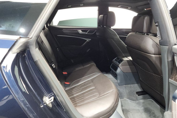 2021 Audi A7 с пробегом 78 545 км