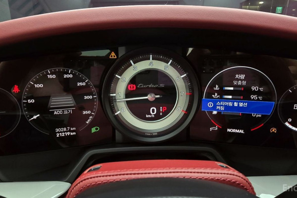 2022 Porsche 911 с пробегом 21 219 км