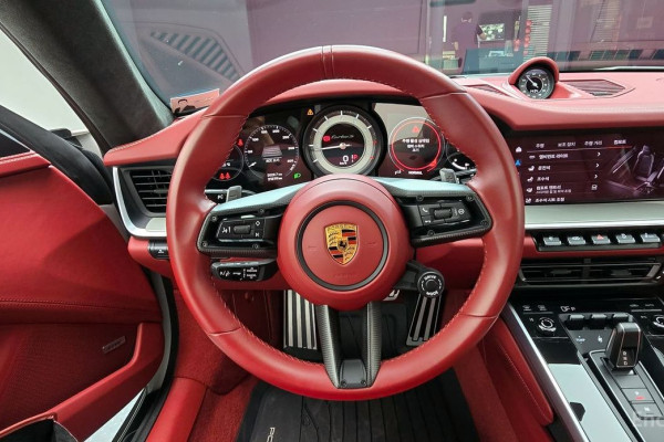 2022 Porsche 911 с пробегом 21 219 км