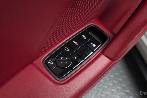 2021 Porsche 911 с пробегом 40 381 км