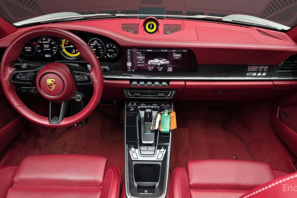 2021 Porsche 911 с пробегом 40 381 км