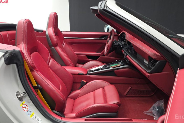 2021 Porsche 911 с пробегом 40 381 км