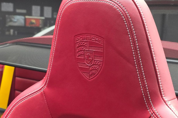 2021 Porsche 911 с пробегом 40 381 км