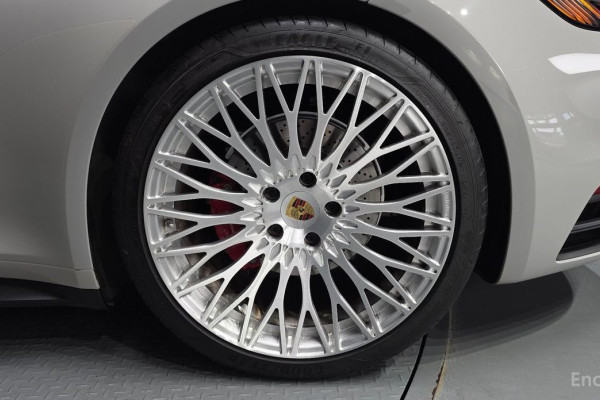 2021 Porsche 911 с пробегом 40 381 км