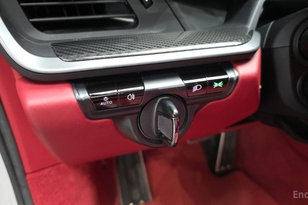 2021 Porsche 911 с пробегом 40 381 км