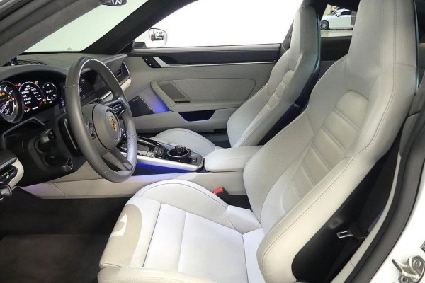 2021 Porsche 911 с пробегом 43 500 км