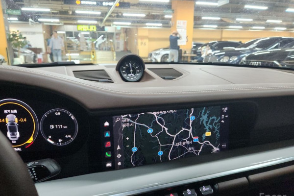 2022 Porsche 911 с пробегом 31 000 км