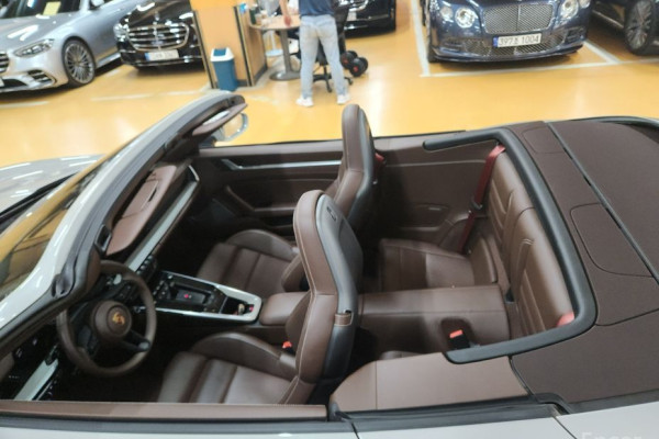 2022 Porsche 911 с пробегом 31 000 км