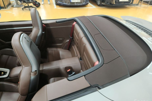 2022 Porsche 911 с пробегом 31 000 км