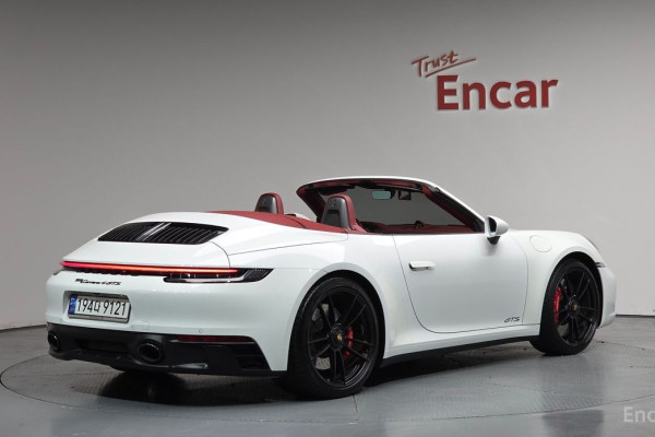 2022 Porsche 911 с пробегом 19 585 км