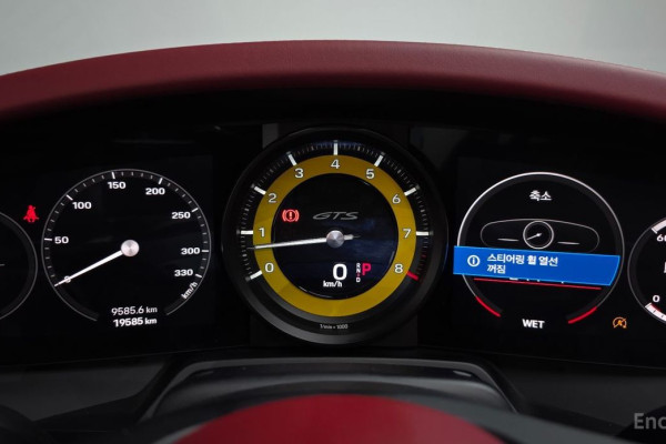 2022 Porsche 911 с пробегом 19 585 км