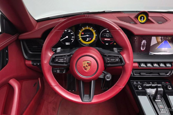 2022 Porsche 911 с пробегом 19 585 км