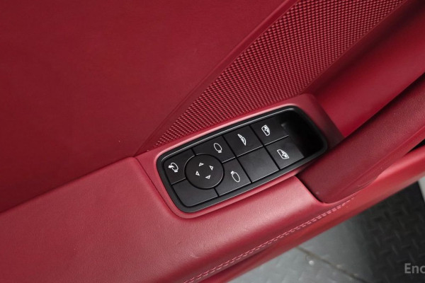 2022 Porsche 911 с пробегом 19 585 км