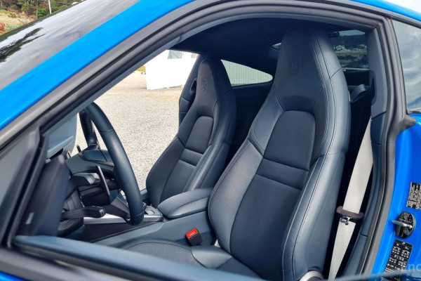 2022 Porsche 911 с пробегом 48 500 км