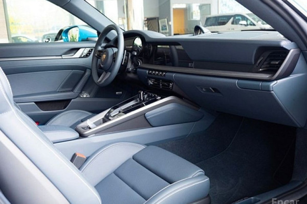 2022 Porsche 911 с пробегом 48 500 км