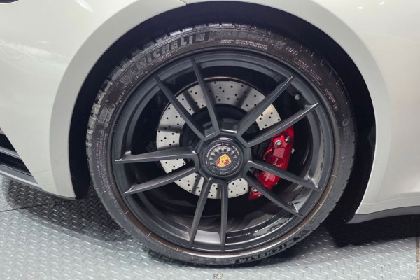 2023 Porsche 911 с пробегом 10 722 км