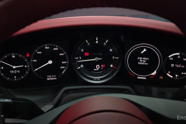 2023 Porsche 911 с пробегом 10 722 км